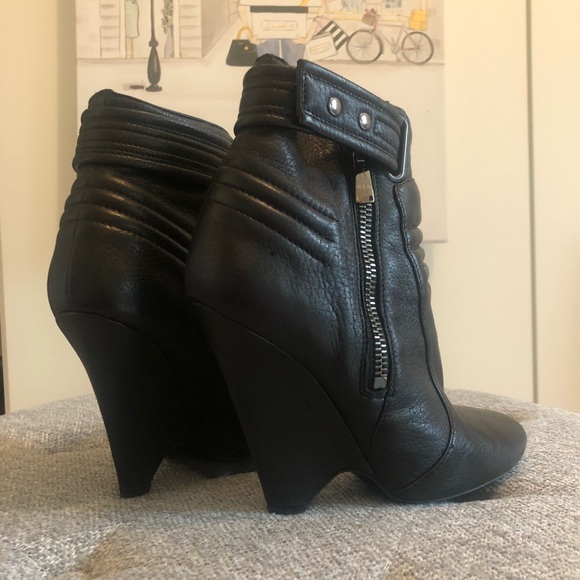 Kurt Geiger black leather wedges booties - Picture 3 of 5